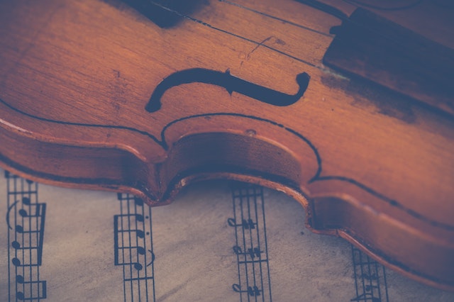 Kies nu direct voor online muziekles voor Cello & Viool